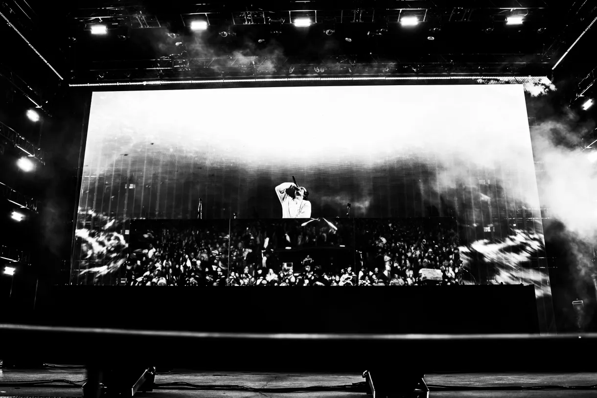 Disco Lines on stage